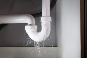 How to Determine Whether You Need a Pipe Repair or Replacement